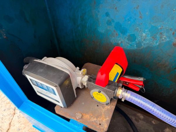 2700 litre fuel bowser diesel storage tank.....888 391501294