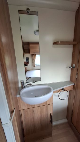 Bailey Pegasus 6 berth caravan 391539373
