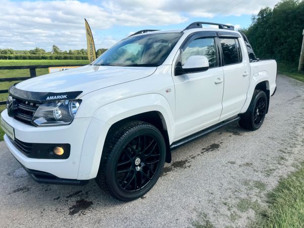 162 Volkswagen Amarok Highline 180bhp black Ed 391680409