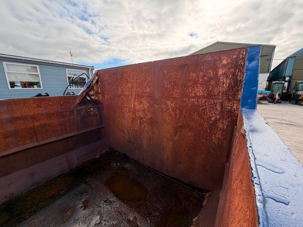 25 yard hook loader skip waste bin rubble ....4128 391602214