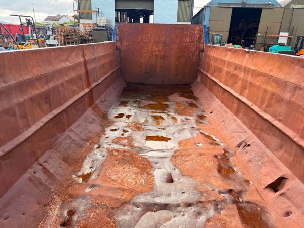 25 yard hook loader skip waste bin rubble ....4128 391602224