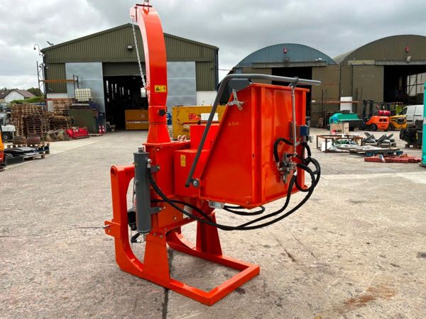 New / unused tractor pto wood chipper / shredder.. 391613874