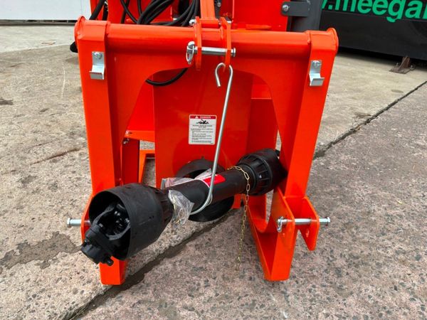 New / unused tractor pto wood chipper / shredder.. 391613891