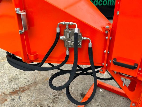New / unused tractor pto wood chipper / shredder.. 391613896