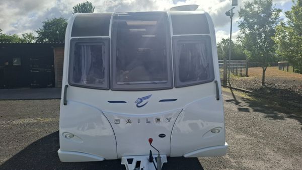 Bailey Pegasus  GT70 Modena Island Bed 391622152