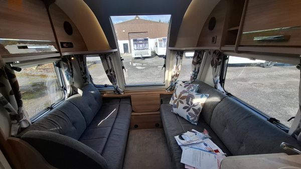 Bailey Pegasus  GT70 Modena Island Bed 391622159