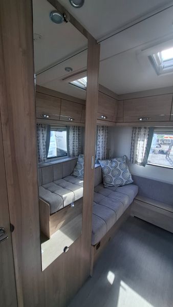 Elddis Xplore 5 Berth Caravan 391632468