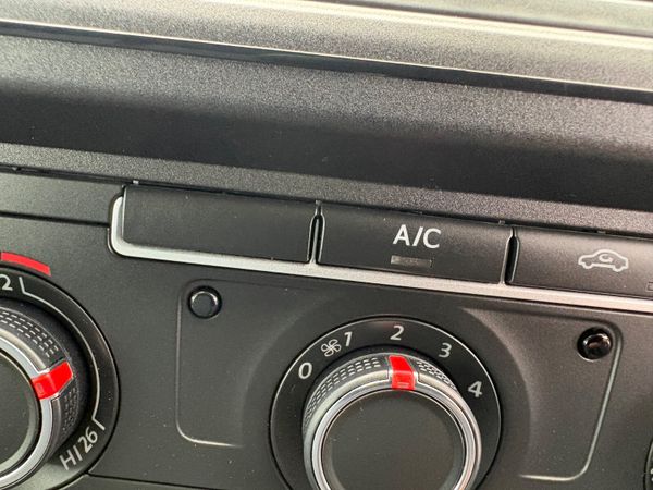 Volkswagen Transporter 391781828
