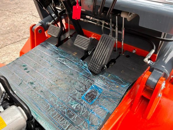 New / unused JQ Power 2.5 ton forklift..container 391701243