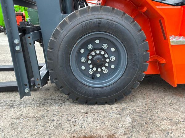 New / unused JQ Power 2.5 ton forklift..container 391701273