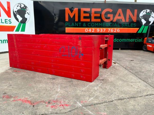 Conquip Manhole trench box / shoring support...... 391712630