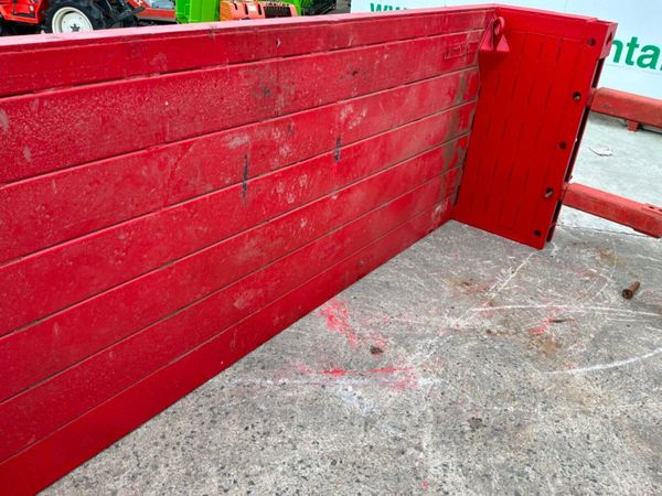 Conquip Manhole trench box / shoring support...... 391712636