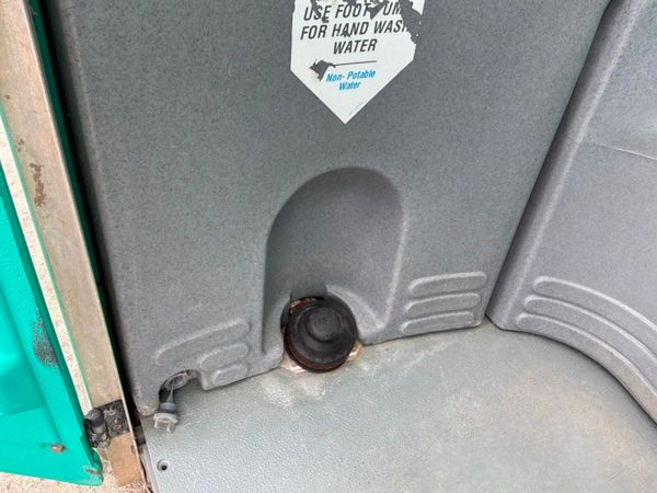 PORTABLE LOO / SELF BUILD SITE TOILET....2010. 391717698