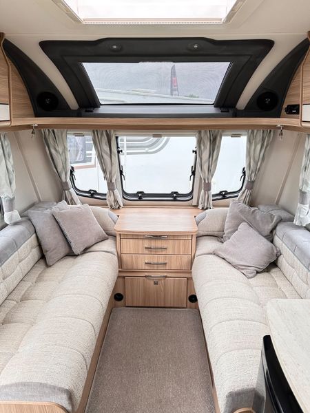 ✨STUNNING COACHMAN VISION 545 4 BERTH ISLAND BED✨ 391855521