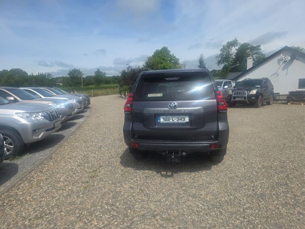 Toyota Land Cruiser LC Business Class 391858946