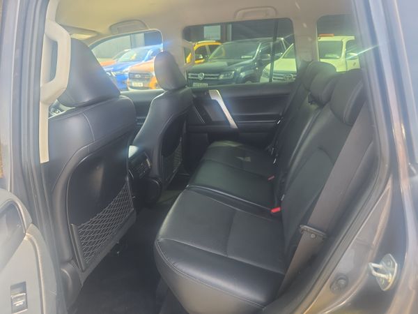 Toyota Land Cruiser LC Business Class 391858967