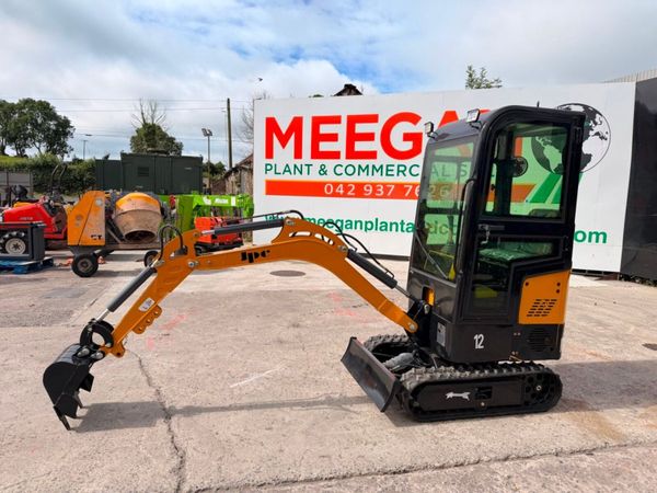 DIESEL  2026 JPC  Mini micro Digger....Full cab... 391805743