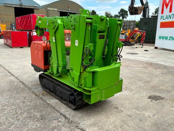 Asaka Self propelled rubber tracked spider crane.. 391963563