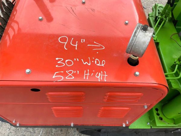 Asaka Self propelled rubber tracked spider crane.. 391963574