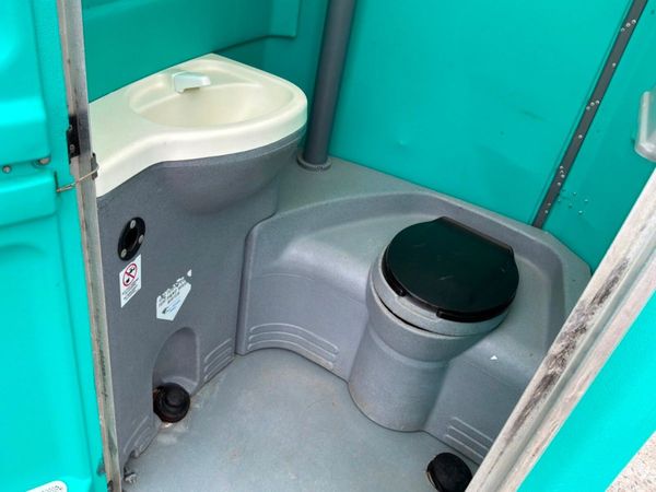 Portable toilet. Building site port aloo.........2 391906049