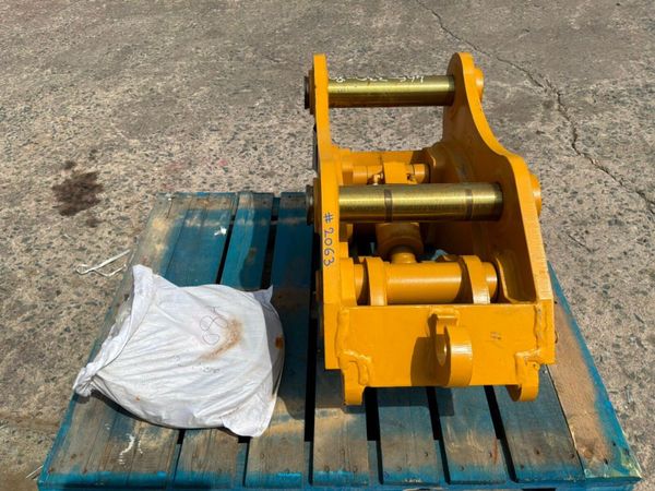 New / unused hydraulic quick hitch.........80mm... 391938969