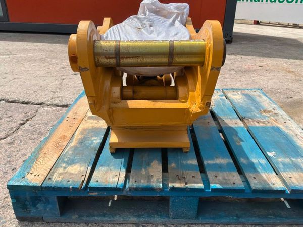 New / unused hydraulic quick hitch.........80mm... 391938976