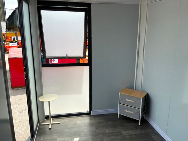 New / used 20ft garden room / home office......... 391938992