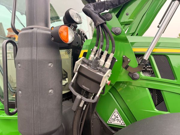 2023 John Deere 6R120 & Q4M Loader 392016374