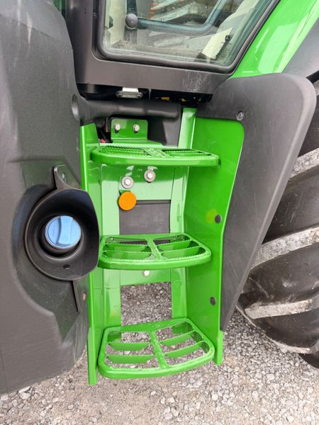 2023 John Deere 6R120 & Q4M Loader 392016376