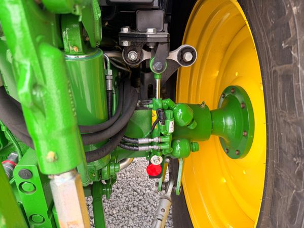 2023 John Deere 6R120 & Q4M Loader 392016380