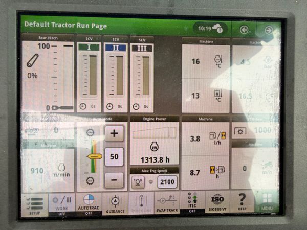 2023 John Deere 6R120 & Q4M Loader 392016390