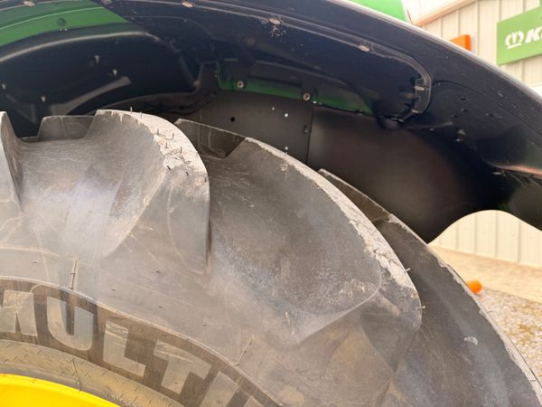 2023 John Deere 6R120 & Q4M Loader 392016395