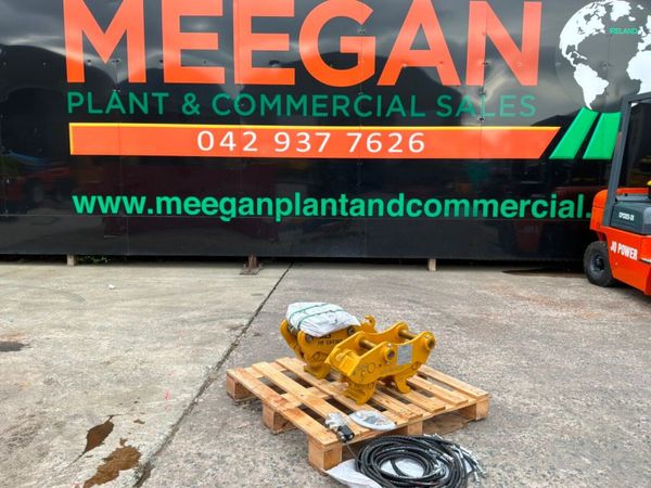 New / unused hydraulic quick hitch.....45mm pins.. 392021646
