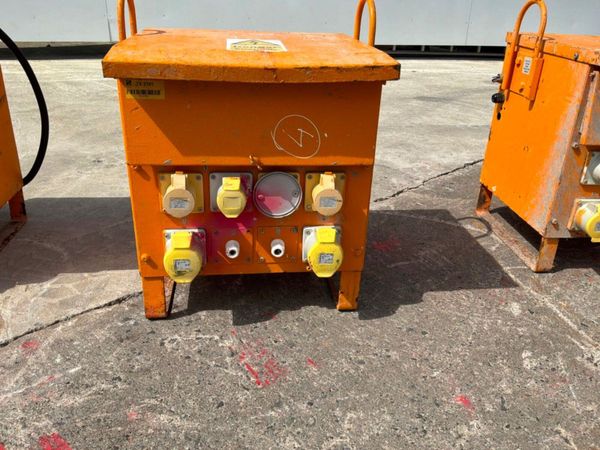 400v / 110v site distribution transformer box..938 392029443
