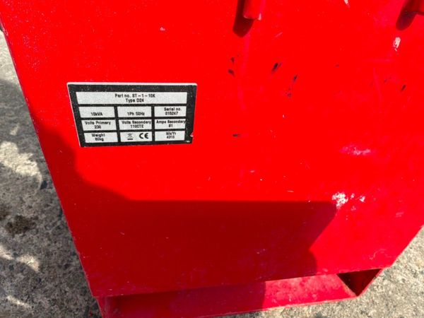 400v / 110v site distribution transformer box..938 392029445