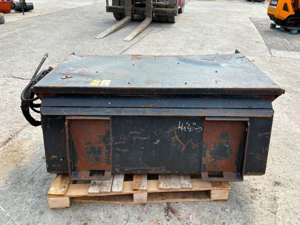 Bobcat skid steer / sweeper collector road brush.. 392029406