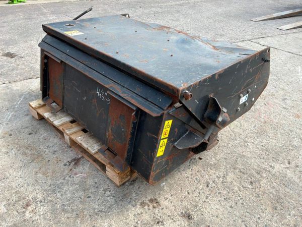 Bobcat skid steer / sweeper collector road brush.. 392029409