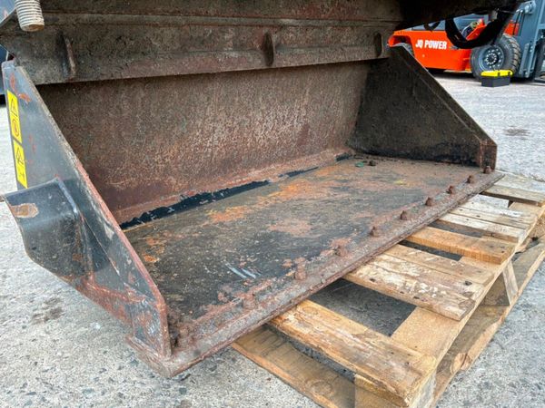 Bobcat skid steer / sweeper collector road brush.. 392029418