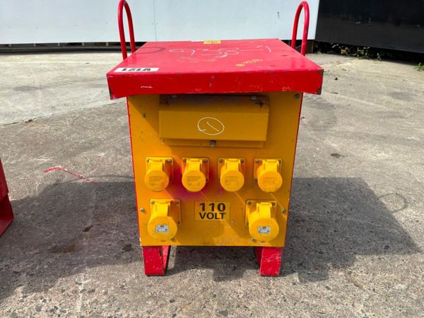 400v / 110v site distribution transformer box..938 392029431