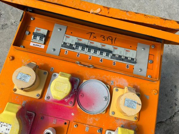 400v / 110v site distribution transformer box..938 392029437