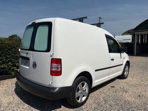 2013 Volkswagen Caddy 1.6 TDi Manual 392033541