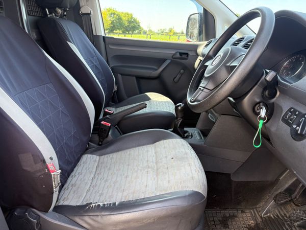 2013 Volkswagen Caddy 1.6 TDi Manual 392033555