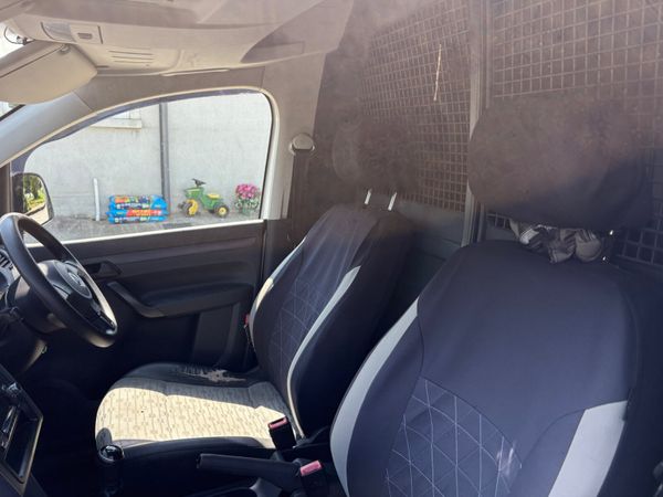 2013 Volkswagen Caddy 1.6 TDi Manual 392033557