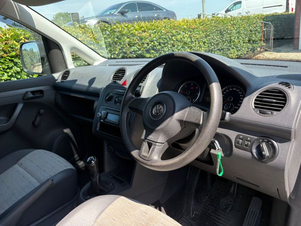 2013 Volkswagen Caddy 1.6 TDi Manual 392033597