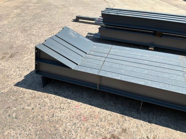 New  60ft x 40ft x17ft Portal frame steel shed.... 392151917
