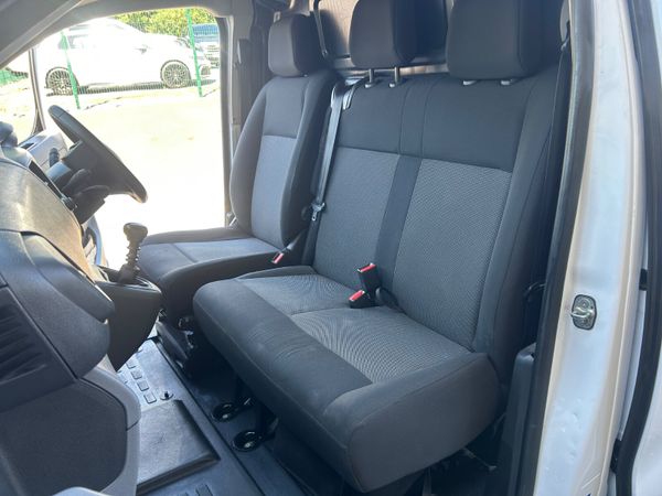 VAUXHALL VIVARO 2.0D 145 BHP VRT INC NO VAT 392172668