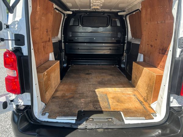 VAUXHALL VIVARO 2.0D 145 BHP VRT INC NO VAT 392172672