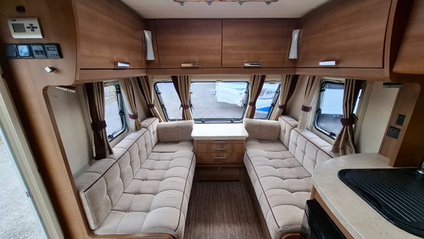 Elddis Affinity island bed caravan 392111998