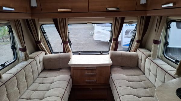 Elddis Affinity island bed caravan 392111999