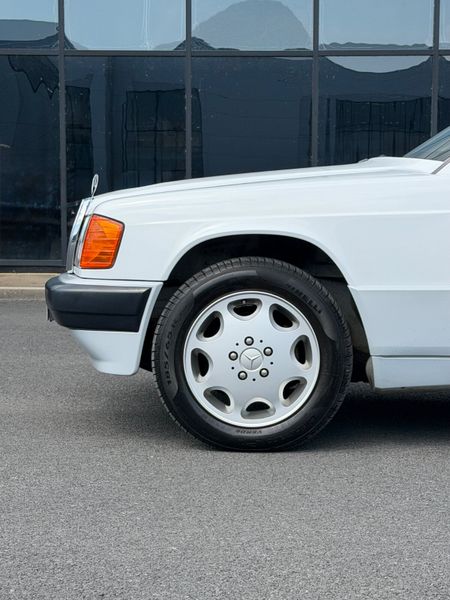 Mercedes-Benz 190D 2.5 Automatic 392116842